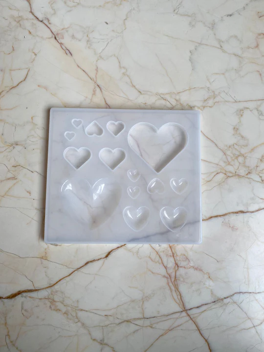 AAI Planet 14 in 1 Heart Mold - Big